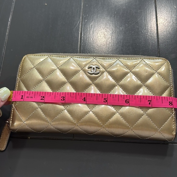Chanel Gold Women's Wallet - Picture 13 of 14
